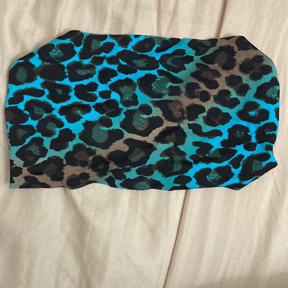 Leopard print spandex headband!